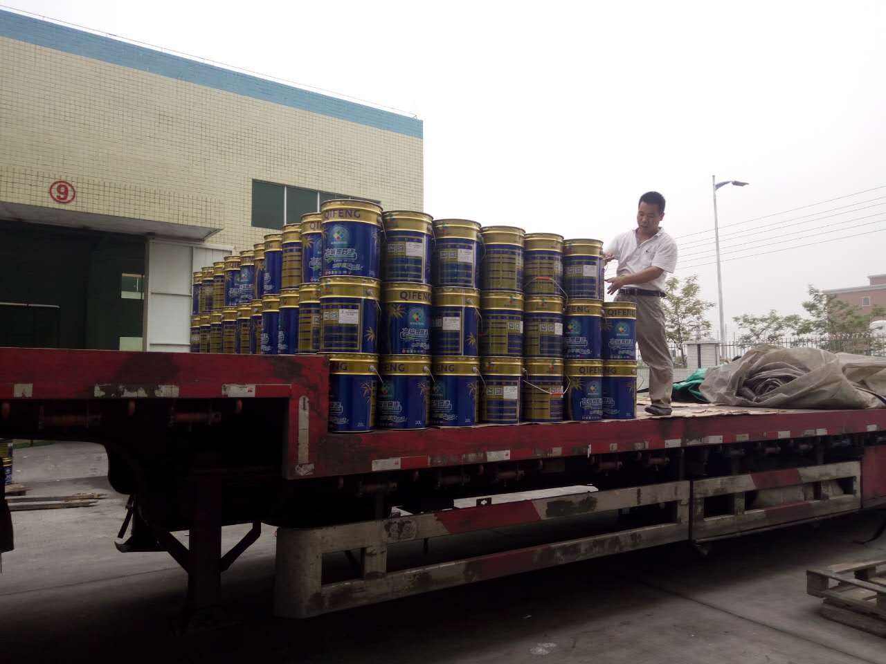 漆強產品陸續發往山東德州.jpg